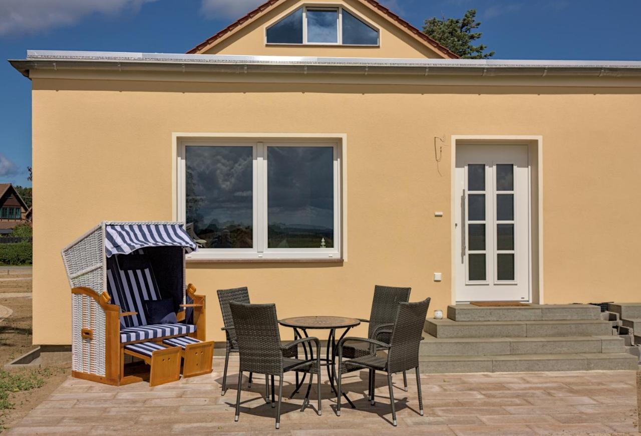 Landhaus Philipp - Ruhe & Meer Ostseebad Nienhagen Exterior photo